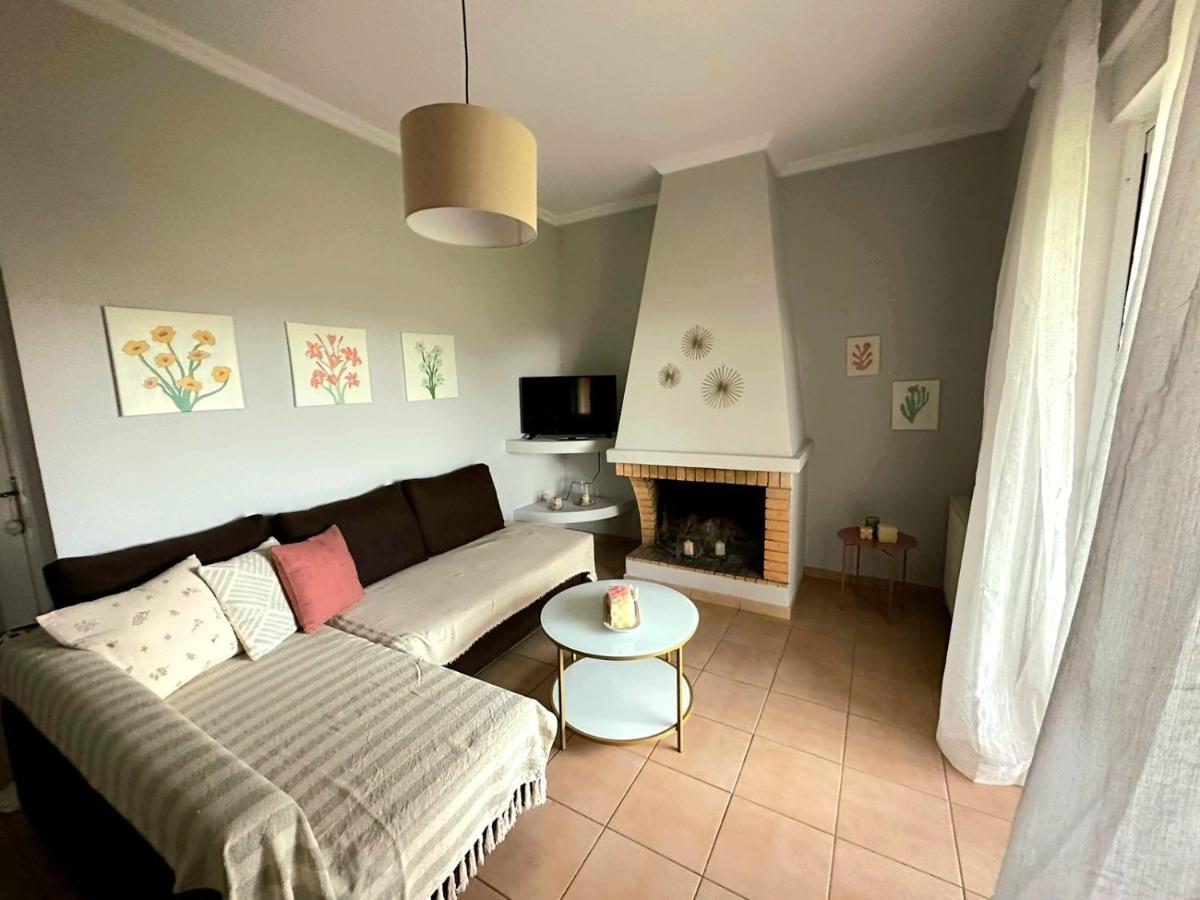 Corfu Lake House กาโนนี ภายนอก รูปภาพ