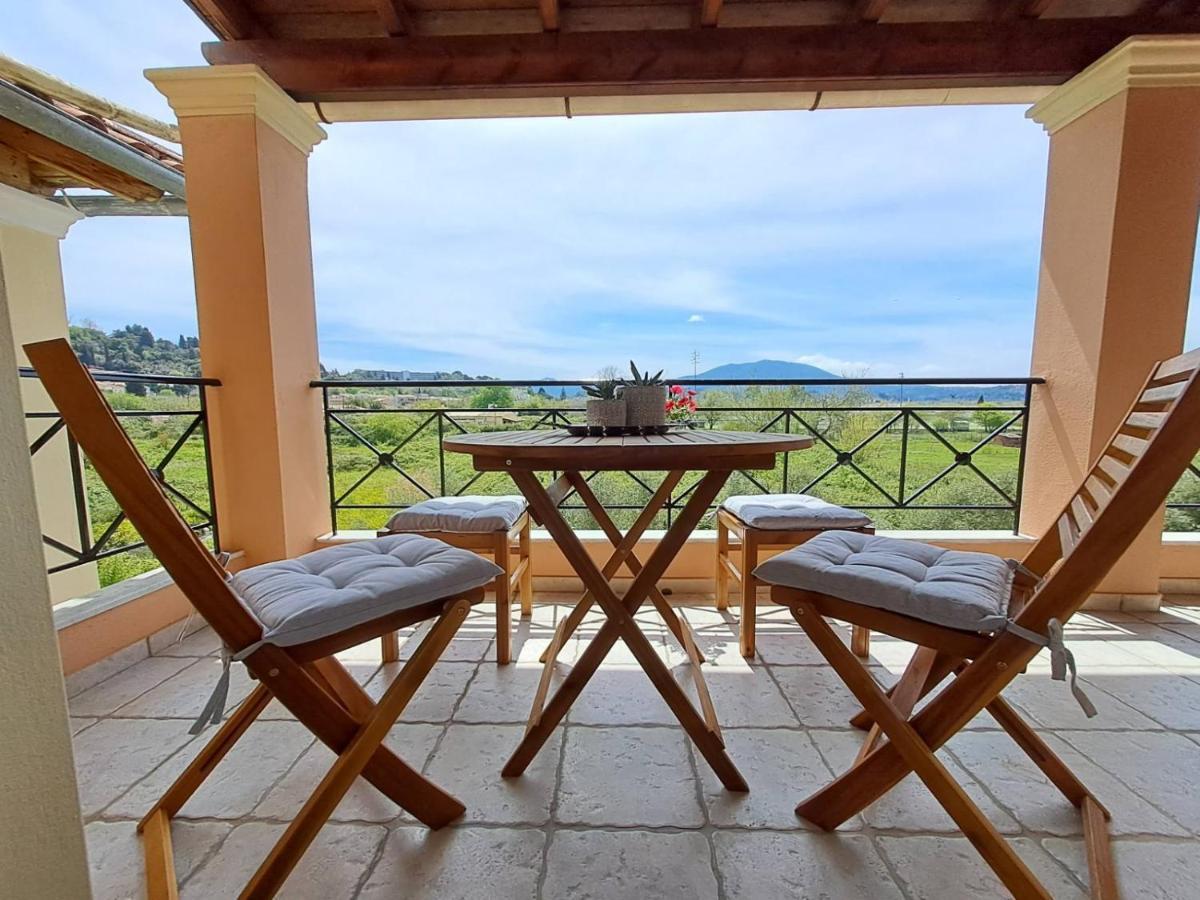 Corfu Lake House กาโนนี ภายนอก รูปภาพ
